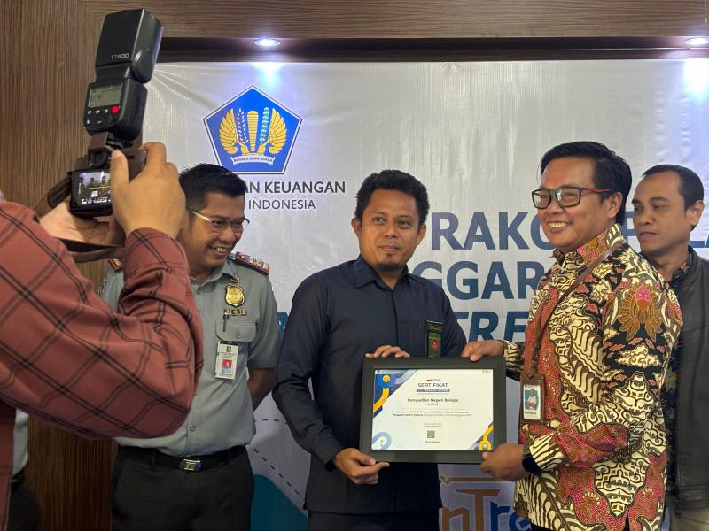mini award 6