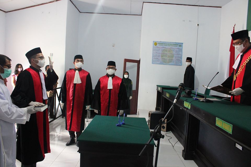 Pelantikan Hakim Pengadilan Negeri Belopa Leonardus