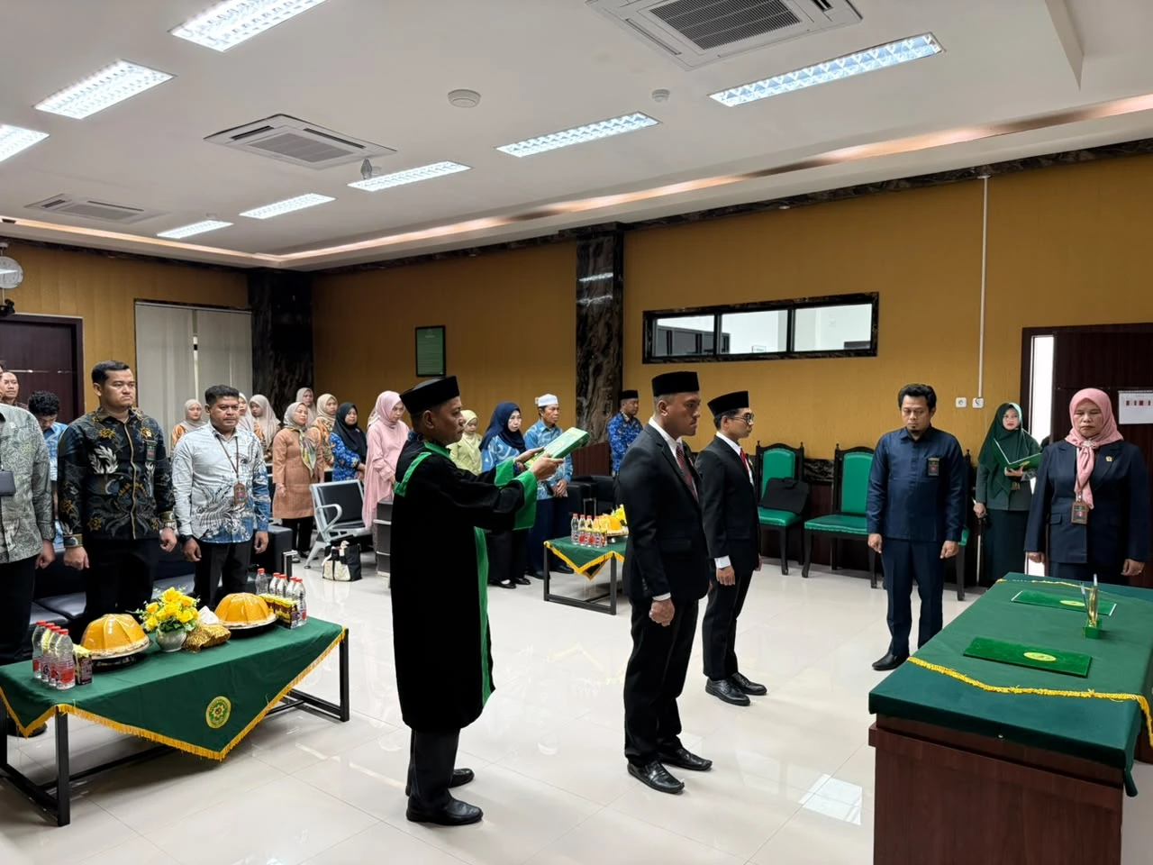 Pengadilan Negeri Belopa Laksanakan Pelantikan dan Pengambilan Sumpah Jabatan Dua Kepala Subbagian