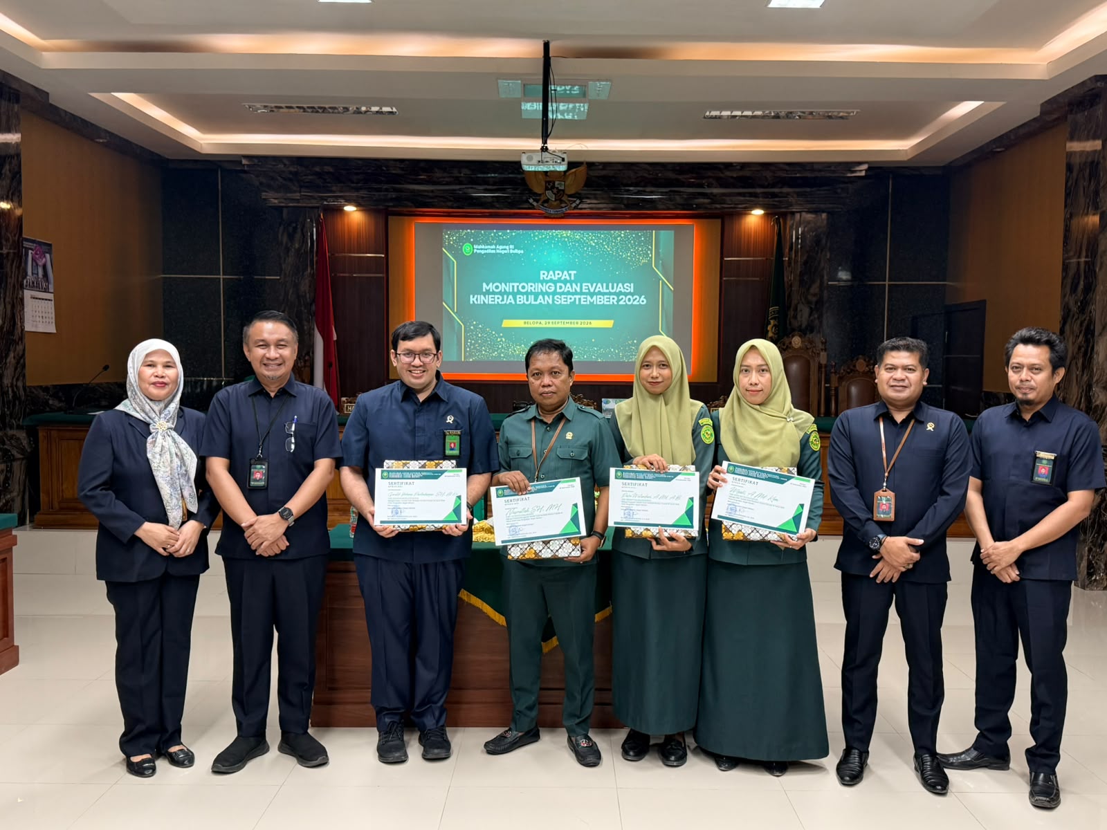 Apresiasi Kinerja, PN Belopa Berikan Penghargaan Pegawai Terbaik Triwulan III Tahun 2026